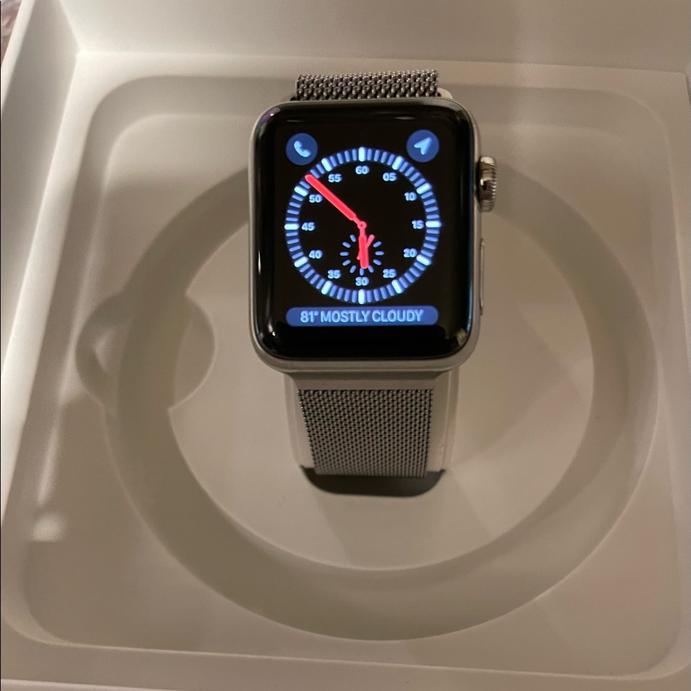 Apple Watch Series 3 GPS & Cellular Titanium